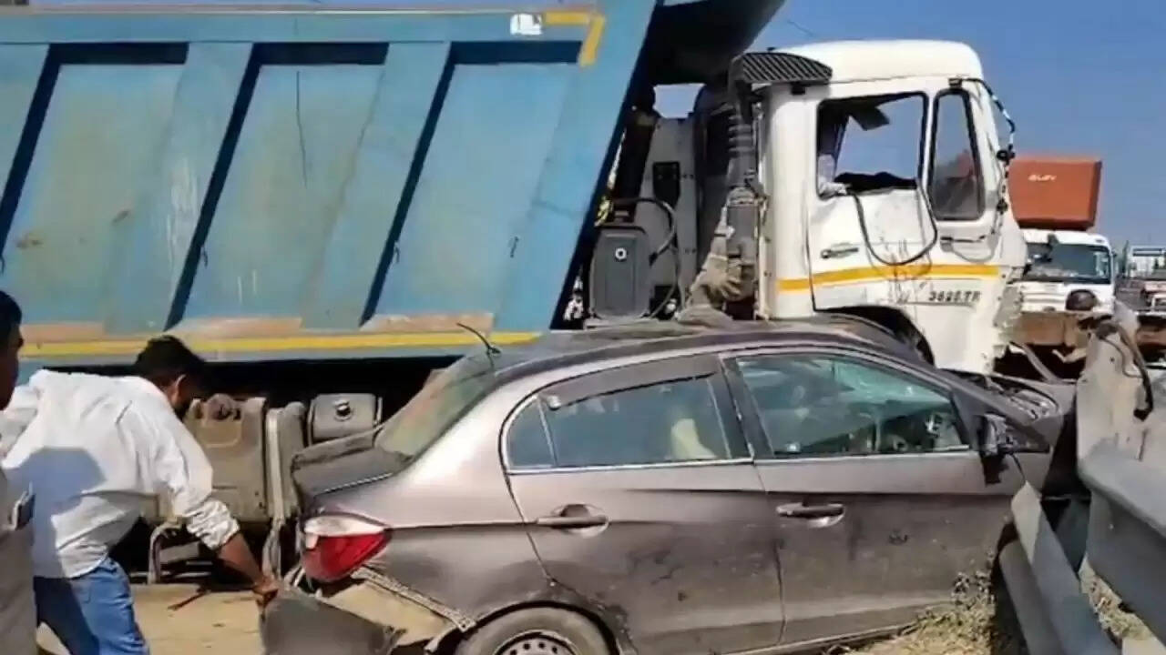 जयपुर में भयानक सड़क हादसे में 19 लोगों की मौत, ट्रक चालक नशे में था