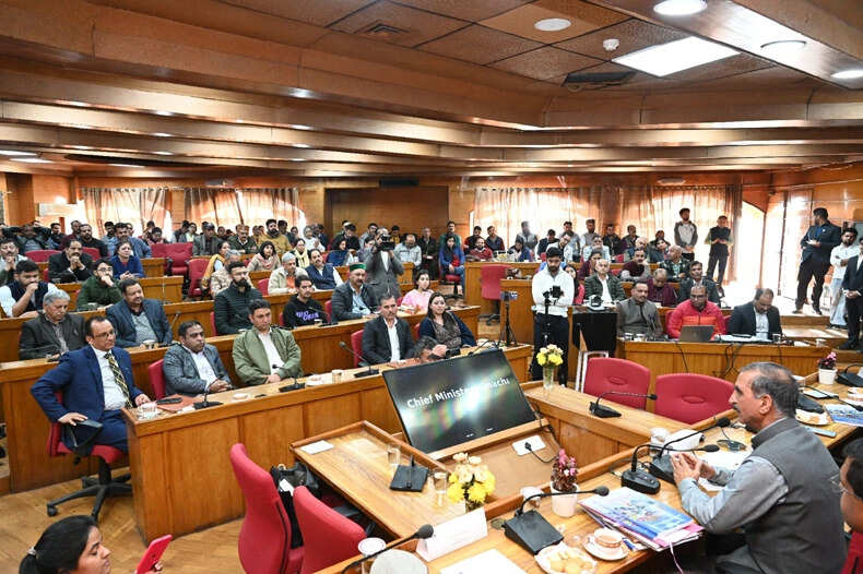 डाबर इंडिया किसानों को औषधीय पौधे उपलब्ध कराने के लिए सहमत