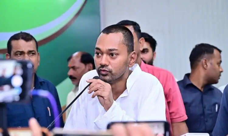 बिहार में मुख्यमंत्री सम्राट चौधरी के कैबिनेट का विस्तार, 32 नए मंत्री शामिल