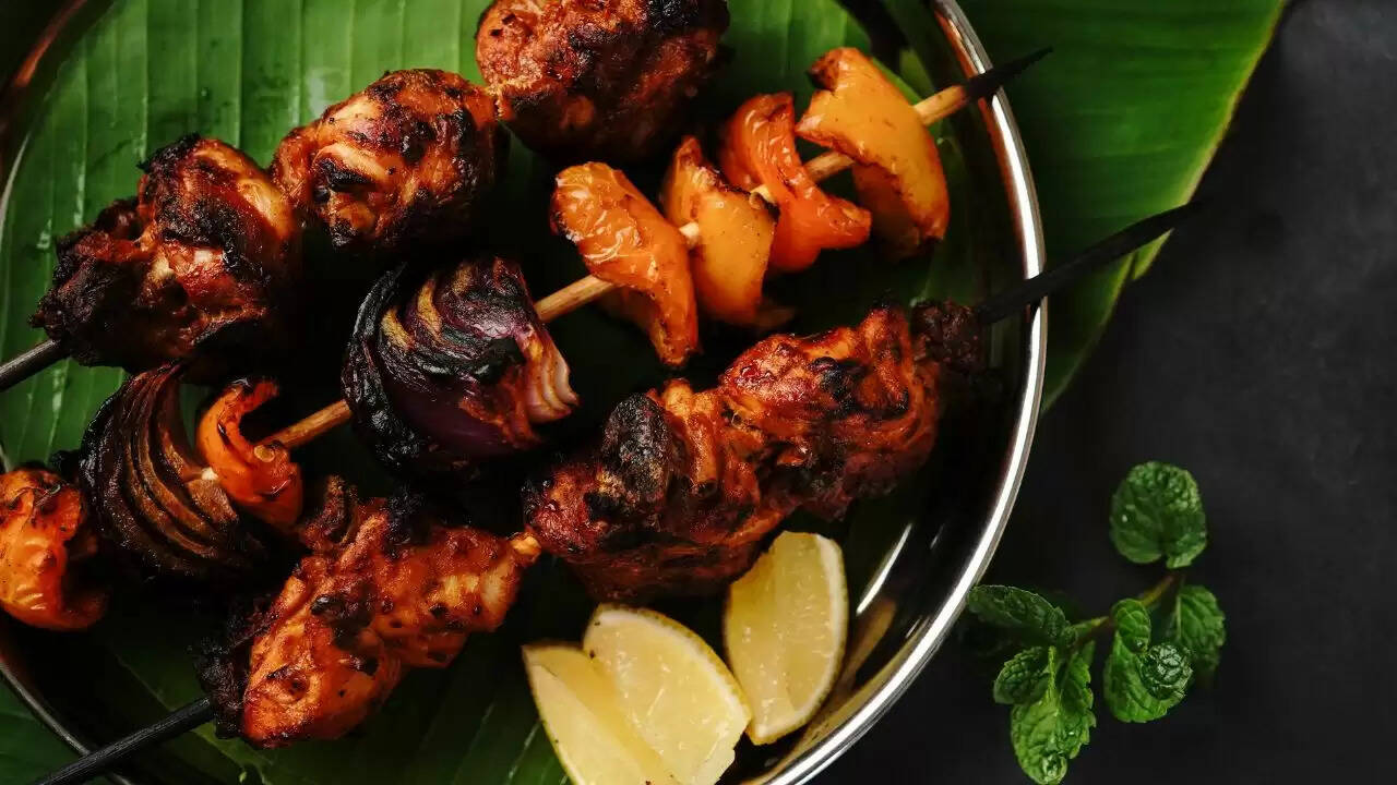 बेंगलुरु के एम्पायर रेस्टोरेंट पर खाद्य सुरक्षा का गंभीर आरोप