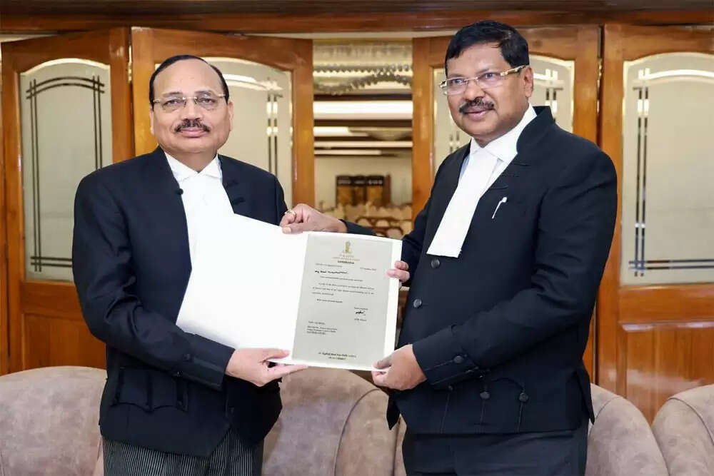 जस्टिस सूर्यकांत बने देश के नए चीफ जस्टिस, 24 नवंबर को लेंगे शपथ