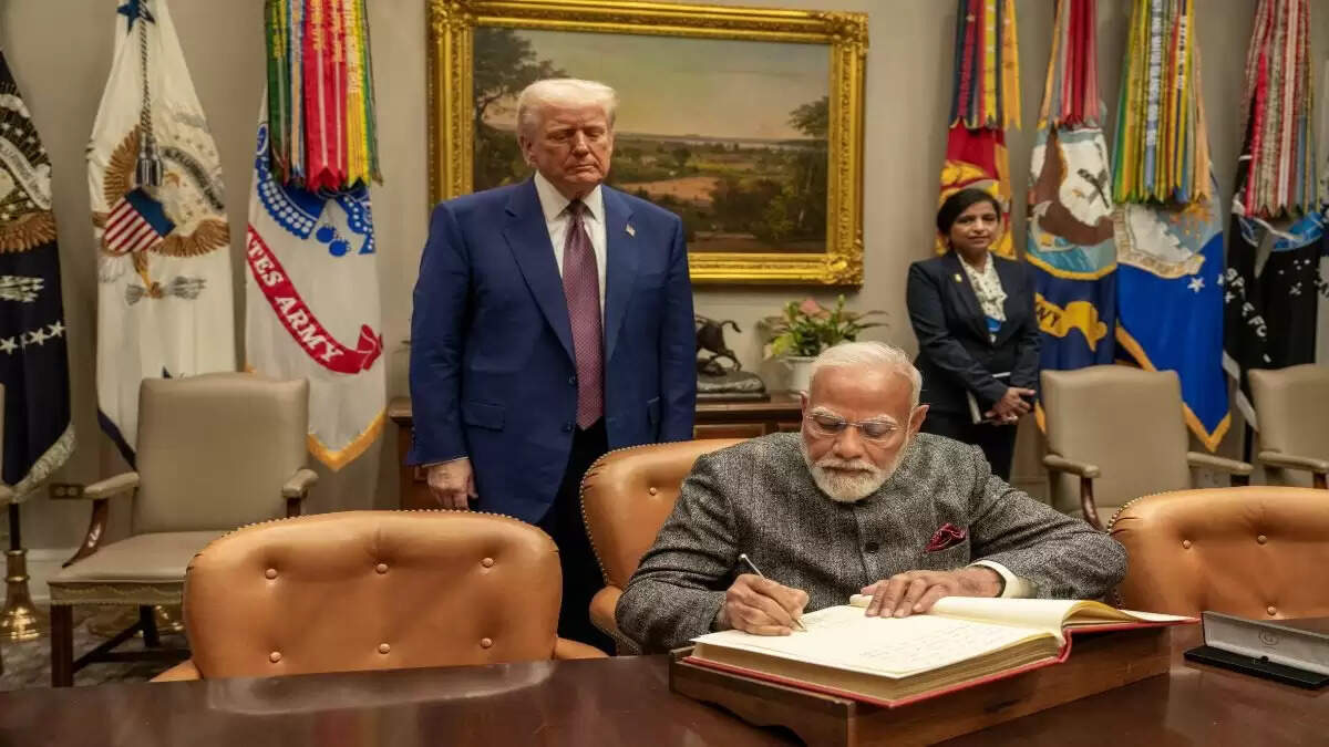पीएम मोदी और ट्रंप के बीच ऑपरेशन सिंदूर पर महत्वपूर्ण बातचीत