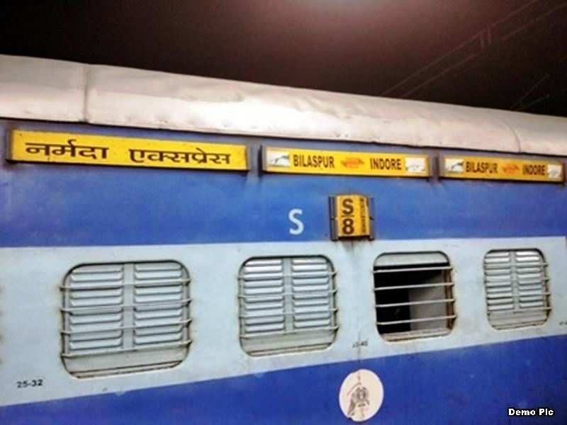 जबलपुर : तीसरी लाइन के चलते रेलवे ने कई ट्रेनों को किया रद्द, टिकट भी कैंसिल