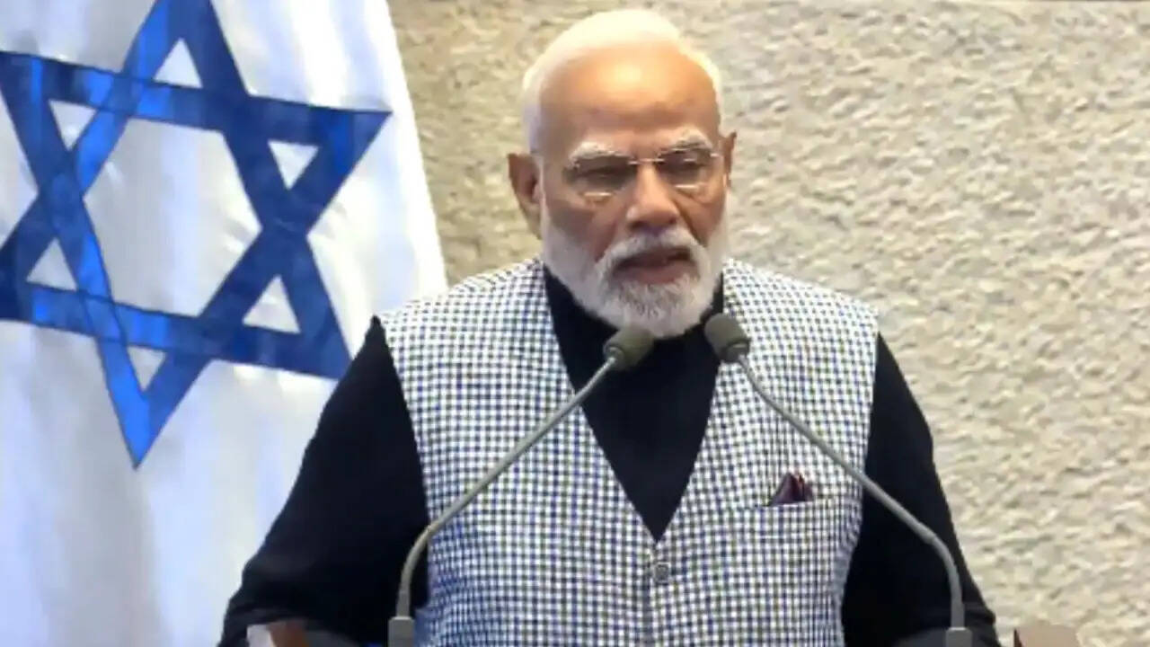PM मोदी का इजरायली संसद में ऐतिहासिक संबोधन: आतंकवाद के खिलाफ एकजुटता का संदेश
