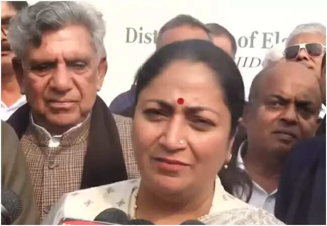 दिल्ली में प्रदूषण कम करने के लिए 10,000 बायो-गैस हीटर बांटे जाएंगे