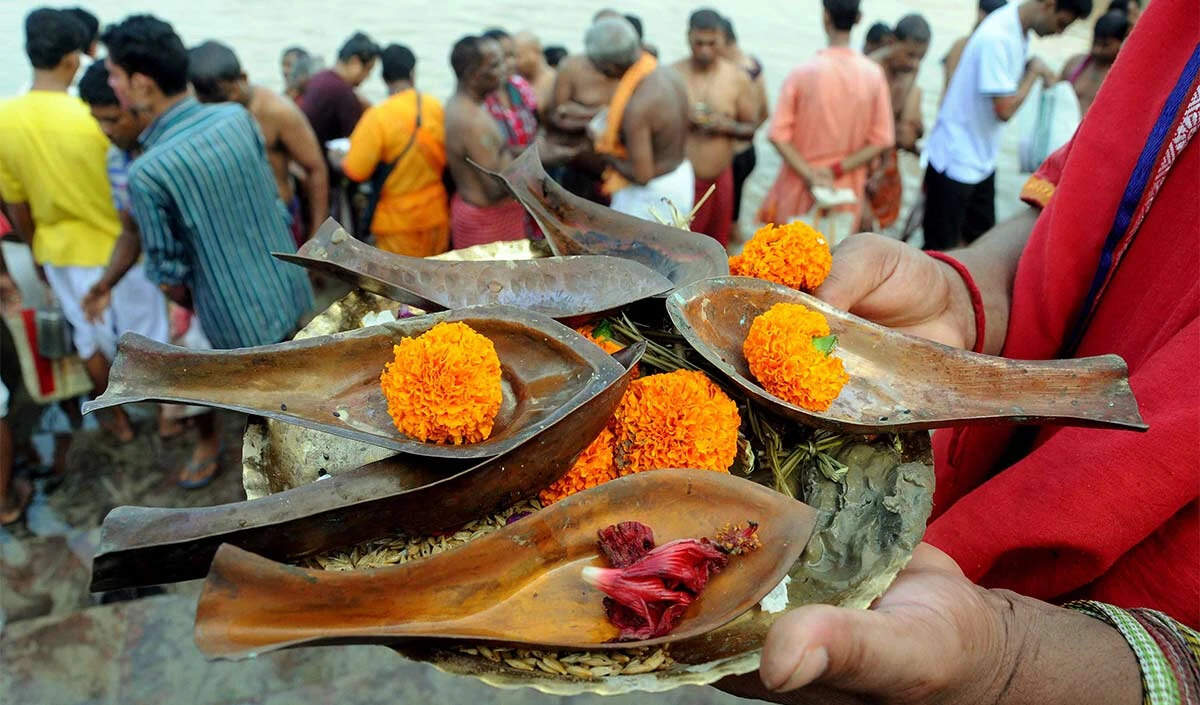 पितृ पक्ष: श्रद्धा और परंपरा का महत्व