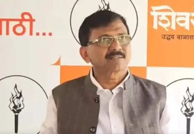 संजय राउत ने मीनाक्षी नटराजन के नामांकन रद्द होने को बताया 'काला दिन'