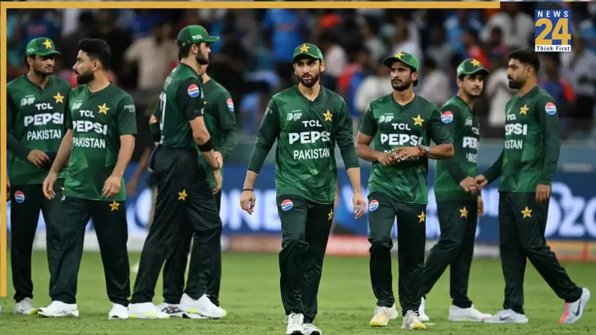 Asia Cup 2025: पाकिस्तान टीम का अनोखा प्रदर्शन