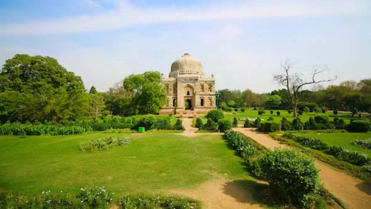 दिल्ली के बेहतरीन पिकनिक स्पॉट्स: परिवार और दोस्तों के साथ बिताएं खास पल
