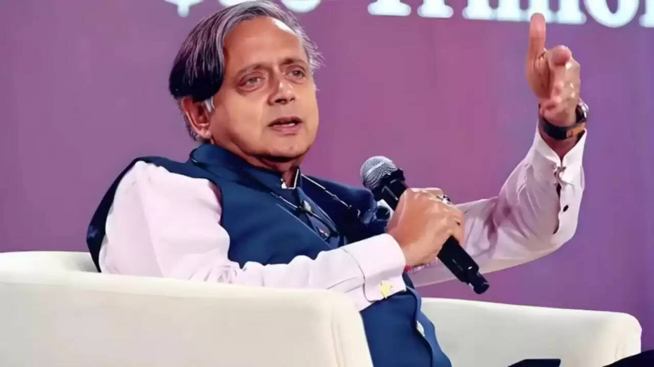 मनरेगा का नाम बदलने पर संसद में गरमागरम बहस