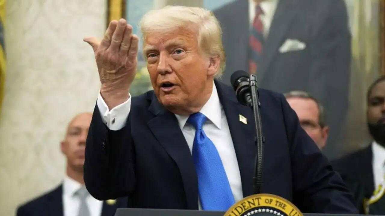 डोनाल्ड ट्रंप का ईस्टर पर ईरान के खिलाफ तीखा बयान: क्या बढ़ेगा अमेरिका-ईरान तनाव?