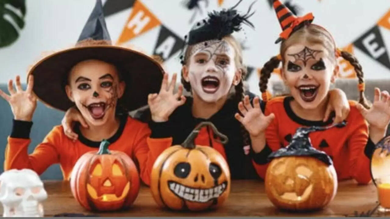 हैलोवीन पार्टी के लिए बजट में सजावट और गेम्स के टिप्स