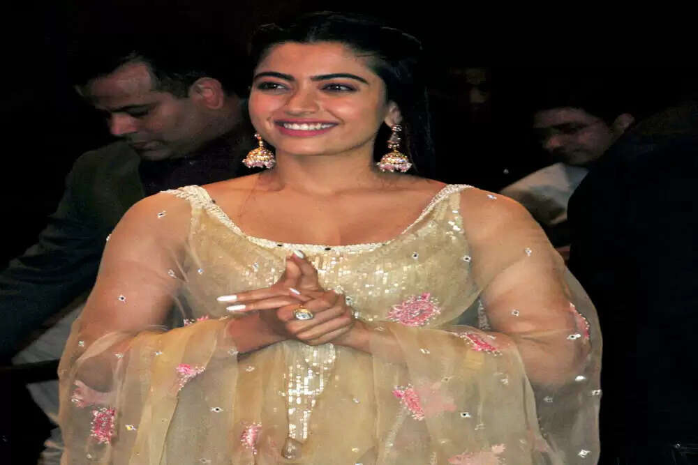 रश्मिका मंदाना की नई फिल्म 'कॉकटेल-2' में मस्ती भरे गाने का जलवा