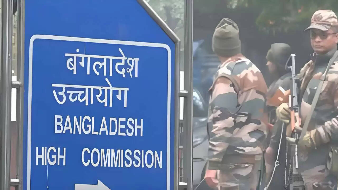 भारत और बांग्लादेश के बीच कूटनीतिक तनाव: प्रदर्शन और प्रतिक्रियाएँ