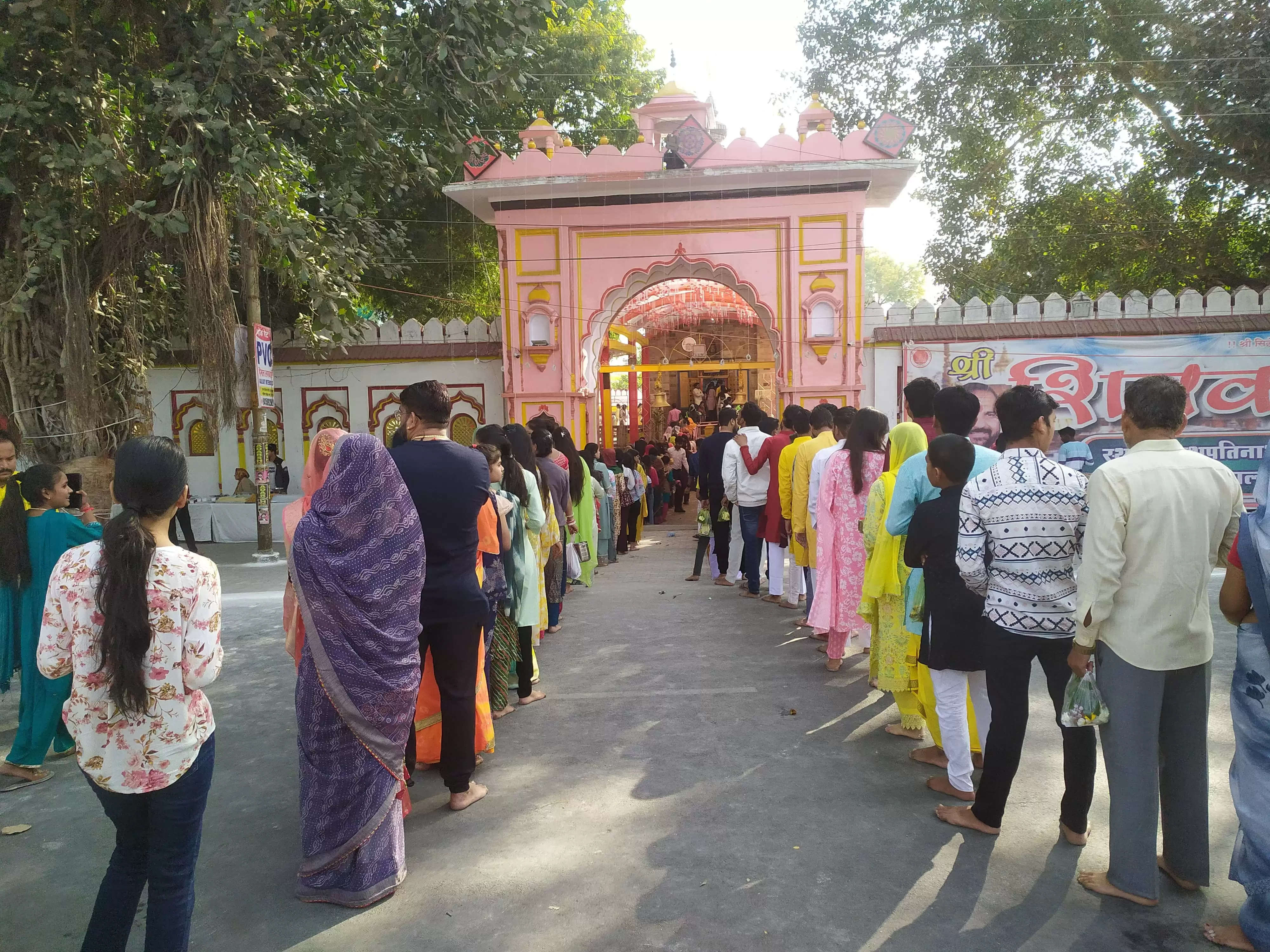 महाशिवरात्रि : वीरांगना नगरी में हर-हर महादेव के जयघोष से गूंजे शिवालय