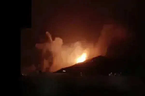 तेहरान में अमेरिका की बड़ी कार्रवाई, ट्रंप का दावा - कई ईरानी नेता समाप्त