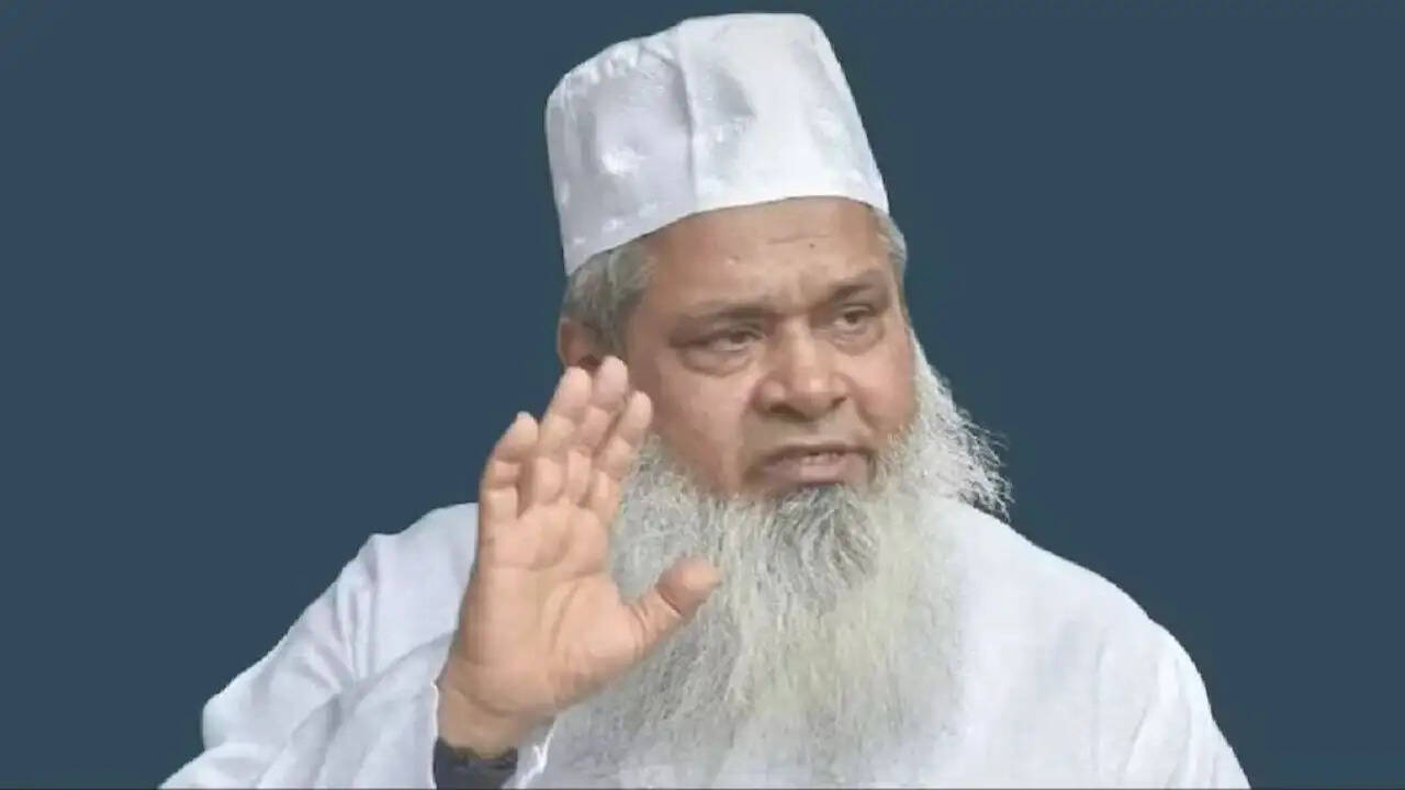 असम की राजनीति में हलचल: एआईयूडीएफ ने तीन नेताओं को किया निलंबित