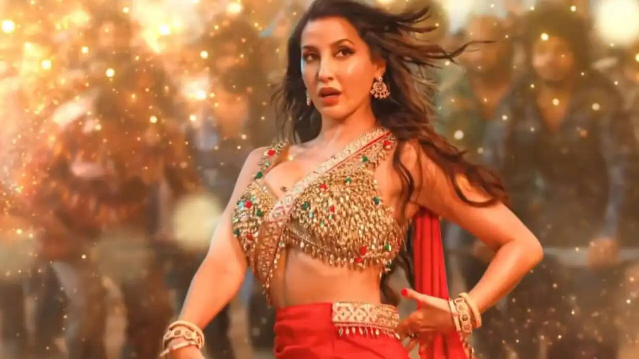 नोरा फतेही और संजय दत्त का नया गाना विवादों में, गीतकार ने दी सफाई