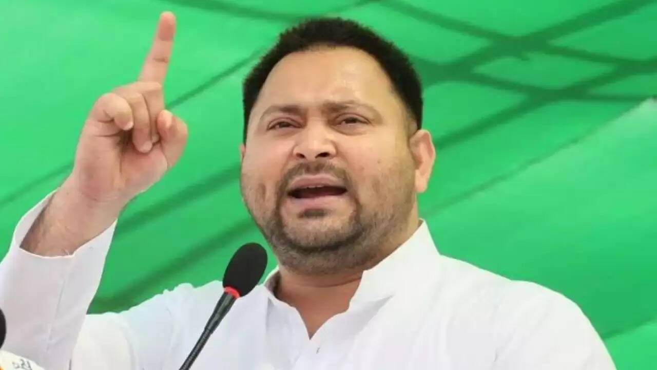 बिहार में वोटर सत्यापन प्रक्रिया पर तेजस्वी यादव ने उठाए गंभीर सवाल