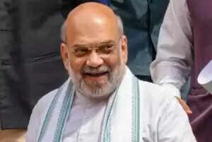 अमित शाह का बस्तर दौरा: दशहरा उत्सव और जनजातीय सभा में भागीदारी