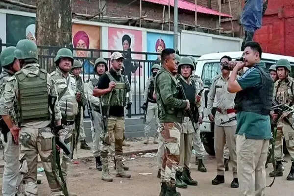 मणिपुर में सुरक्षा बलों की बड़ी सफलता: चार उग्रवादी गिरफ्तार