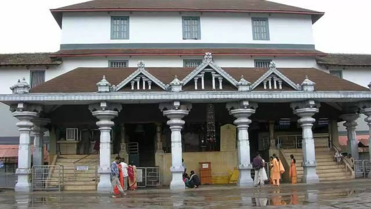 धर्मस्थल मंदिर विवाद: भक्तों का समर्थन और सच्चाई की खोज