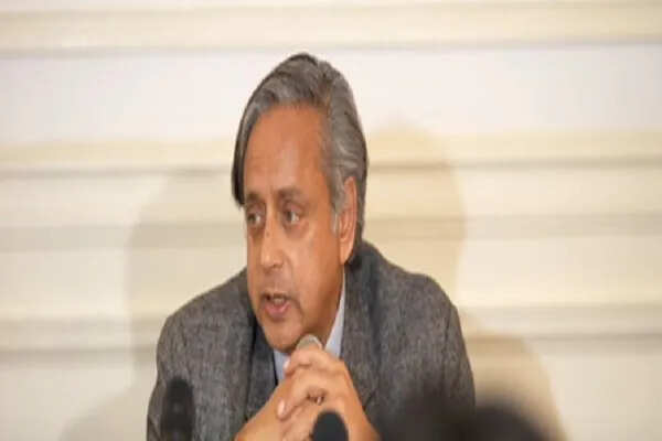 शशि थरूर ने अमेरिका में आतंकवाद के खिलाफ भारत की दृढ़ता को बताया महत्वपूर्ण