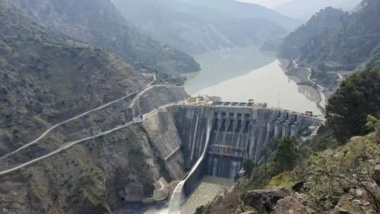 पाकिस्तान में पानी संकट: सिंधु जल संधि का निलंबन