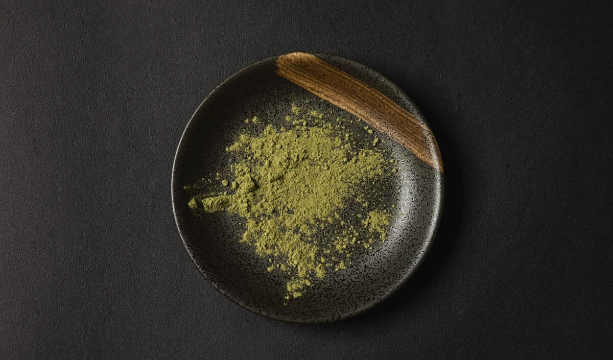 हिबिस्कस और नीम से बने DIY मास्क के अद्भुत फायदे