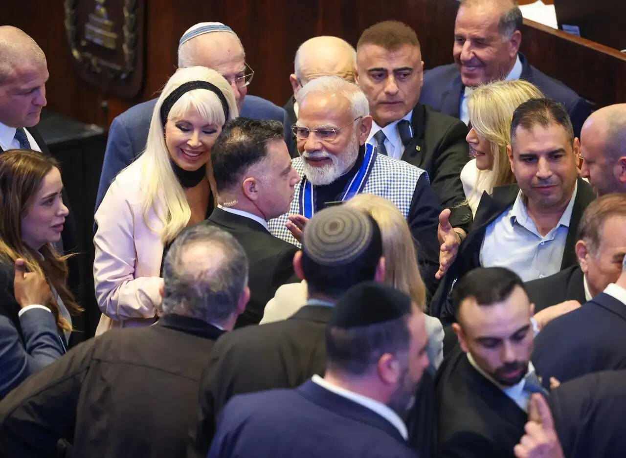 पीएम मोदी को इजरायल में मिला &lsquo;स्पीकर ऑफ द नेसेट मेडल&rsquo;, दोस्ती का प्रतीक