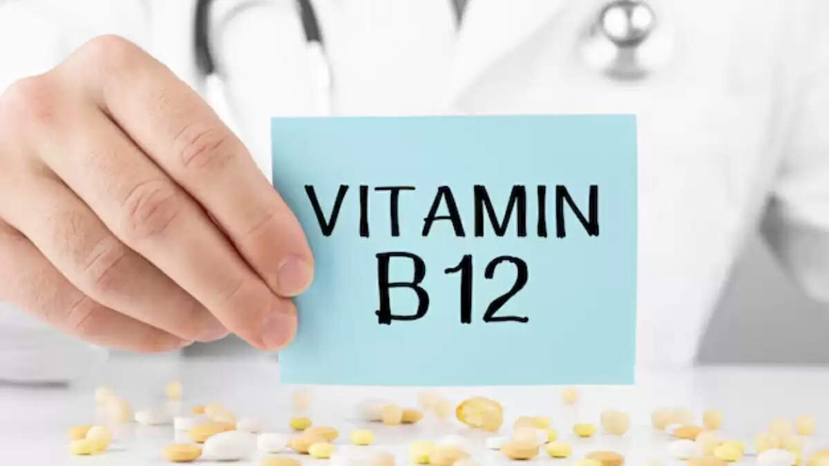महिलाओं में विटामिन B12 की कमी: पहचानें 5 महत्वपूर्ण संकेत