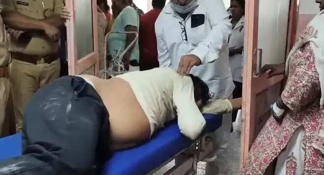 लखनऊ में बिजली विभाग की प्रताड़ना से युवक ने की आत्महत्या की कोशिश