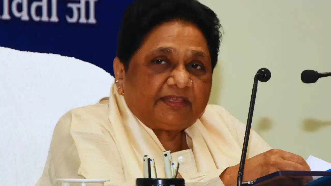 BSP की लखनऊ रैली 2025: मायावती का राजनीतिक शक्ति प्रदर्शन