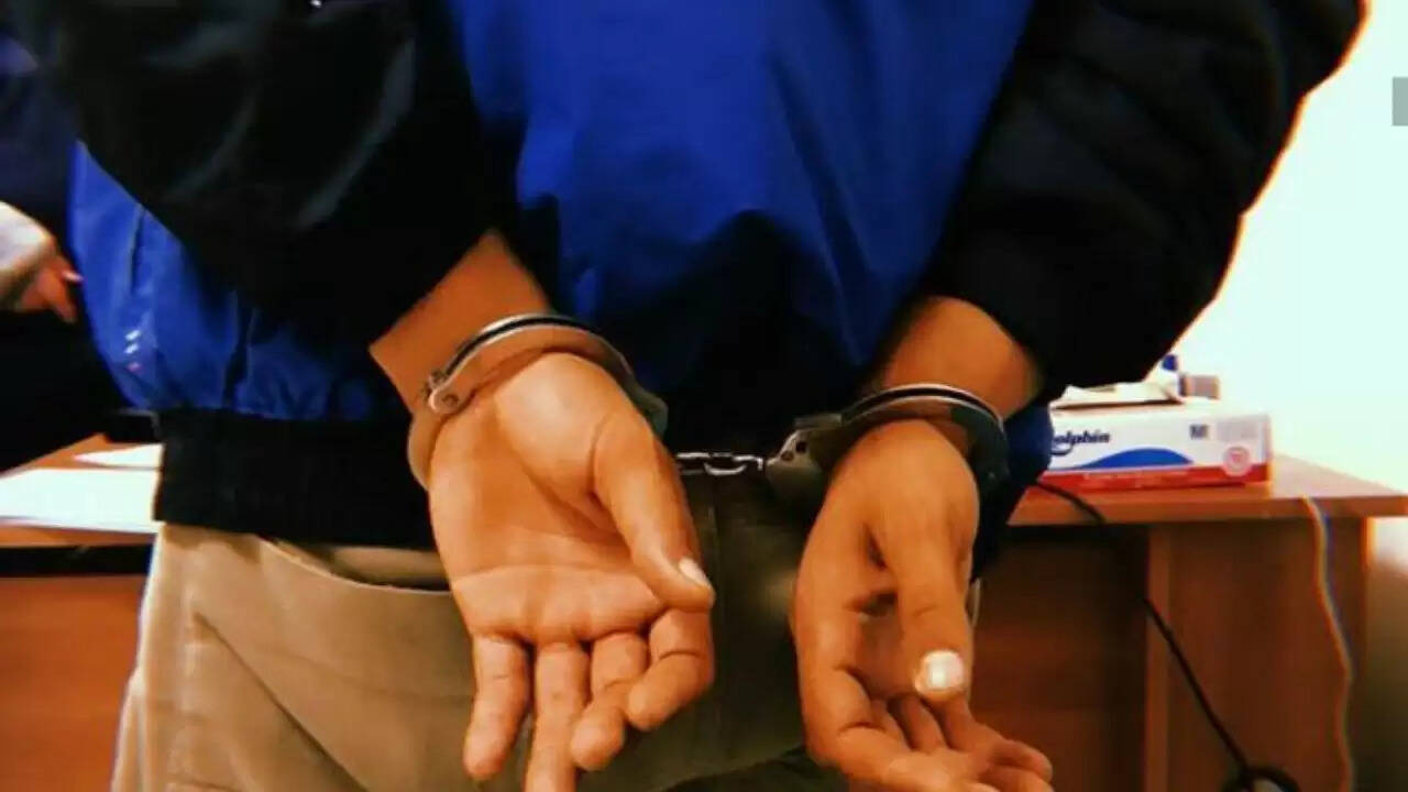 केरल में हत्या का मामला: पति ने पत्नी की गला दबाकर की हत्या
