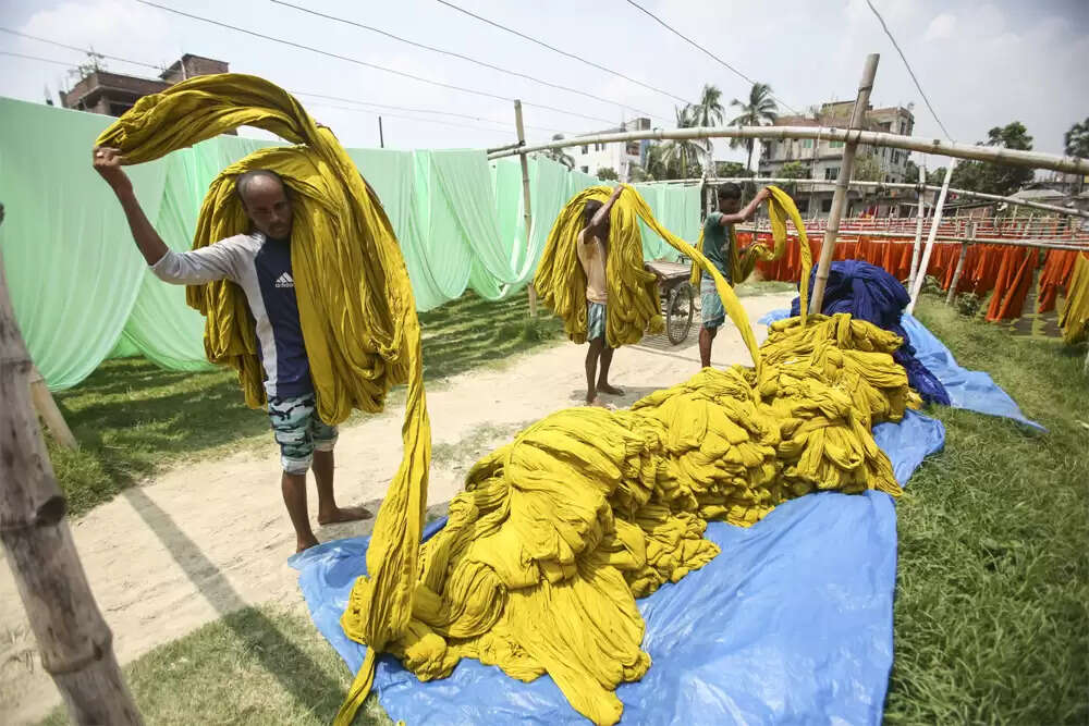 भारत में मीडिया की भूमिका और विश्व बैंक की रिपोर्ट पर विचार