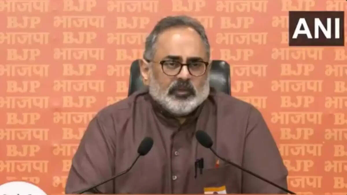 राजीव चंद्रशेखर का कांग्रेस पर हमला: जमात-ए-इस्लामी से गठबंधन का आरोप