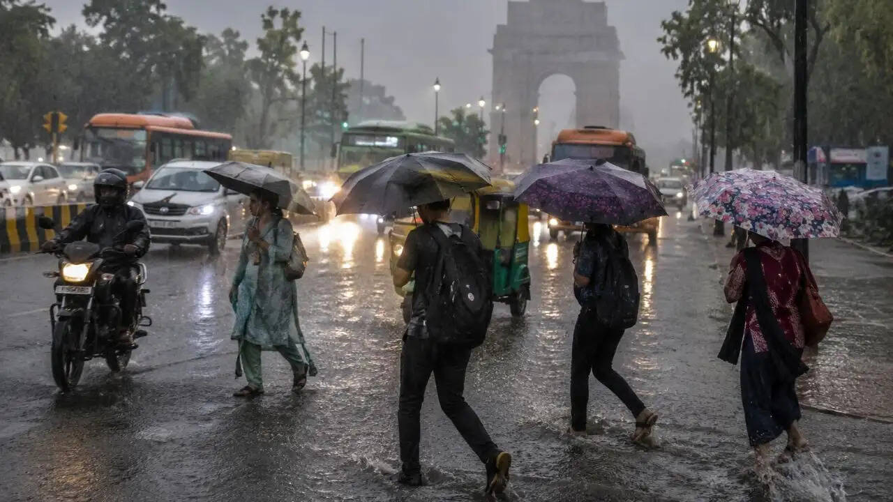 मॉनसून का प्रभाव: उत्तर भारत में बारिश की संभावना, जानें क्या कहता है मौसम विभाग