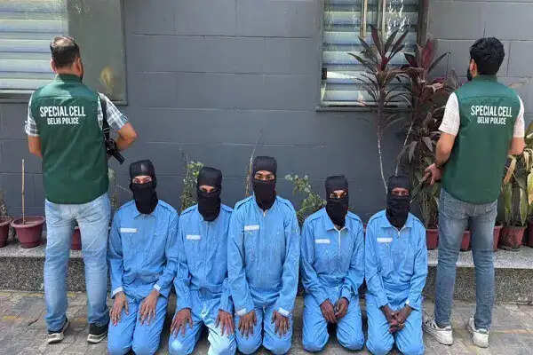 दिल्ली पुलिस ने ISI से जुड़े मॉड्यूल का भंडाफोड़, 9 संदिग्ध गिरफ्तार