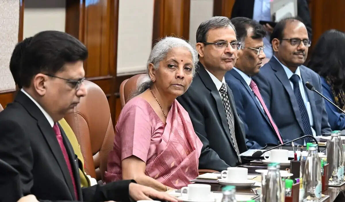 आरबीआई में नई पदोन्नति नीति पर विवाद: अधिकारियों का प्रदर्शन