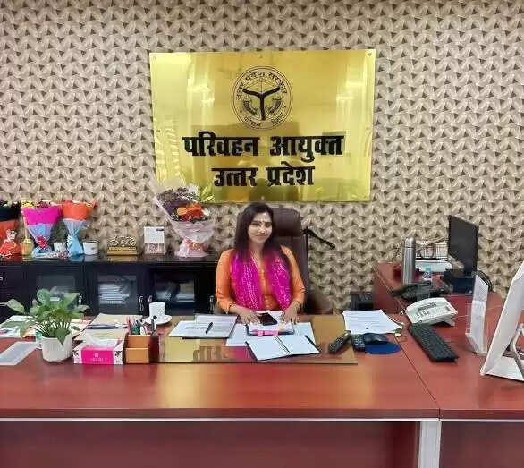 उत्तर प्रदेश में आईएएस अधिकारियों के तबादले: किंजल सिंह की विदाई पर उठे सवाल