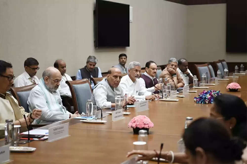 भारत में राजनीतिक सहमति की अस्थिरता: एक विश्लेषण