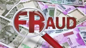 पुलिस अधिकारी बनकर नौकरी दिलाने का झांसा देने वाले तीन गिरफ्तार