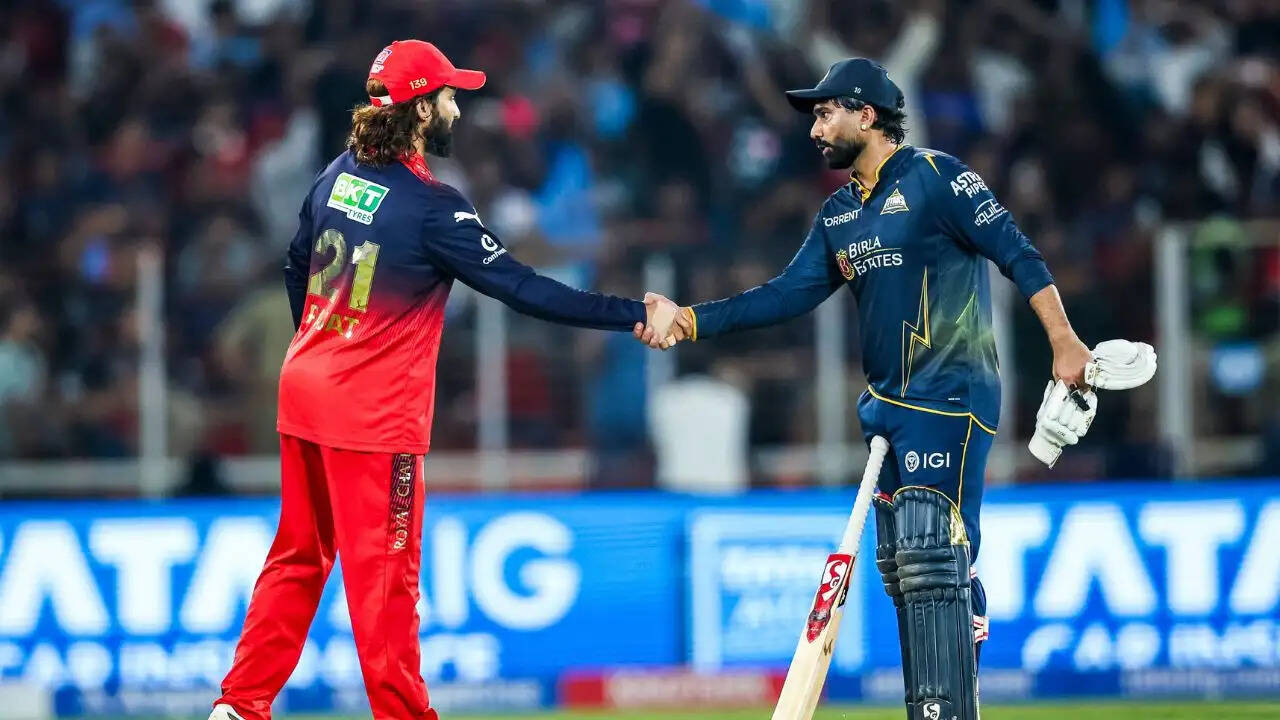 IPL 2026: RCB और GT के बीच पहला क्वालिफायर, जानें पिच और मौसम की स्थिति