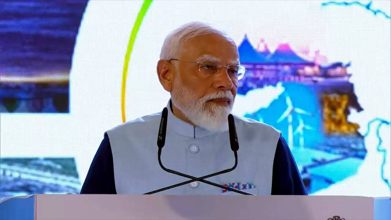 प्रधानमंत्री मोदी का सोमनाथ स्वाभिमान पर्व: एक ऐतिहासिक यात्रा का जश्न