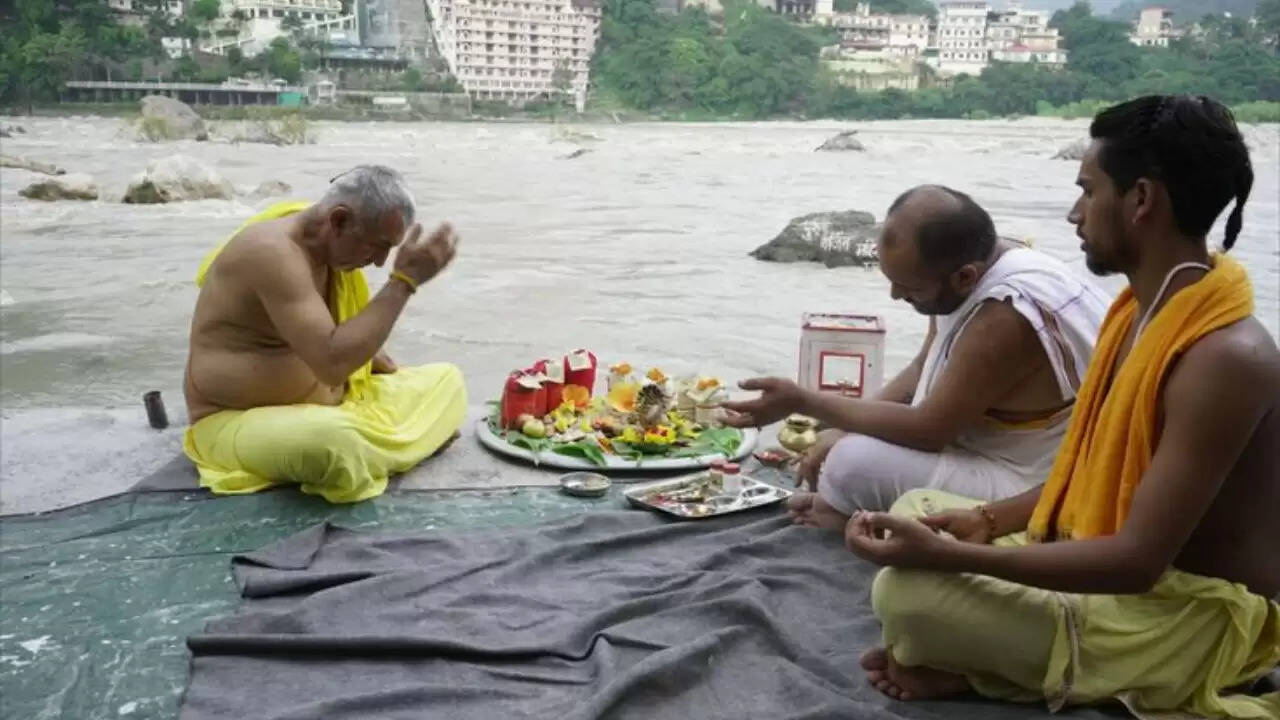 पितृ पक्ष 2025: श्राद्ध अनुष्ठानों की महत्वपूर्ण तिथियाँ