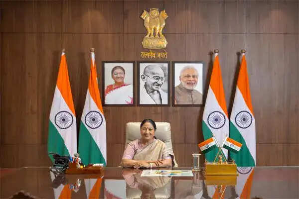 दिल्ली में स्वास्थ्य विभाग का पुनर्गठन, 40 से अधिक अधिकारियों का स्थानांतरण