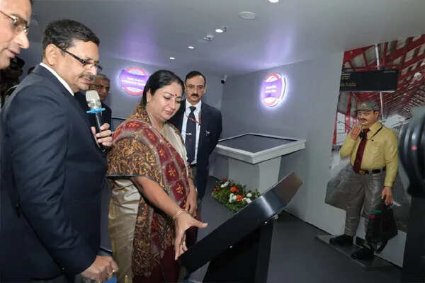 दिल्ली मेट्रो म्यूजियम का उद्घाटन: सीएम रेखा गुप्ता ने प्रदूषण नियंत्रण में मेट्रो की भूमिका की सराहना की