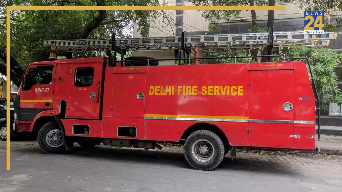 दिल्ली के स्कूलों में बम धमकी का सिलसिला जारी