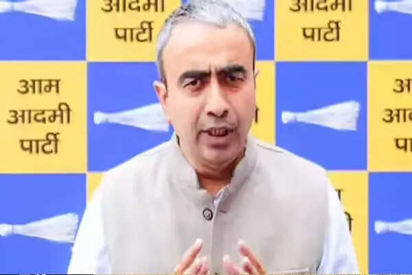 हरियाणा के युवाओं की सुरक्षित वापसी की मांग: अनुराग ढांडा का बयान