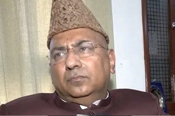 प्रधानमंत्री मोदी की अनौपचारिक बैठक में सर्वदलीय प्रतिनिधिमंडल से चर्चा